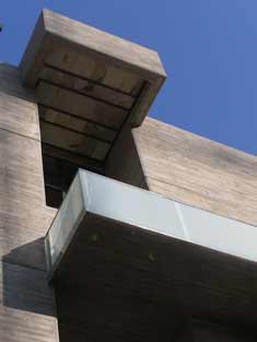Ir a la página: Detalle del nuevo edificio. Calle Prim