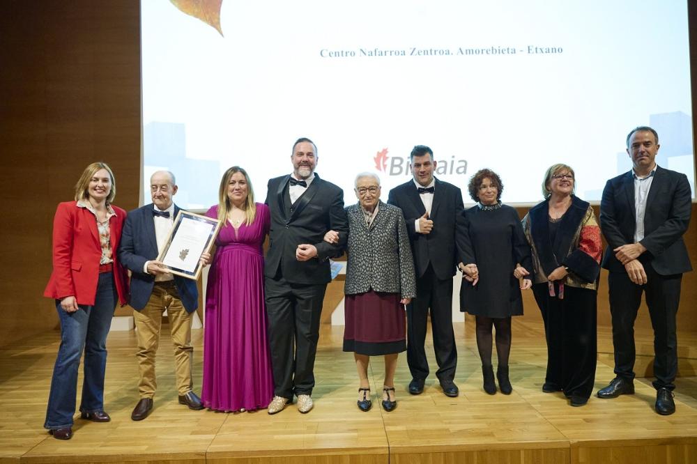 Nafarroa Eguneko Arreta zentroari aitortza
