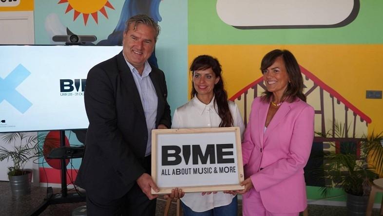 Javier Garcinuñok, Isabel Villanuevak eta Cristina Múgicak presentan BIME