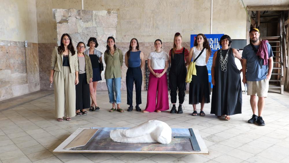 Leixuri Arrizabalaga y las y los artistas que han participado en Ertibil 2025