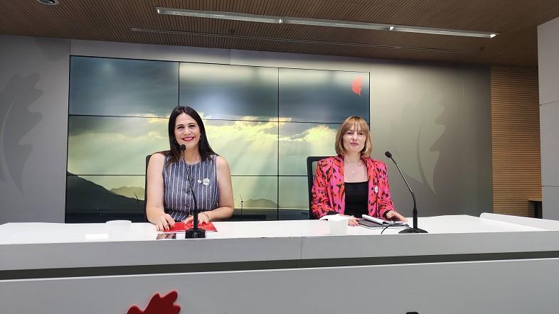 Leixuri Arrizabalaga y Amaia Antxustegi