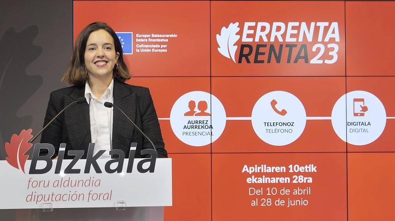 Itxaso Berrojalbiz en rueda de prensa