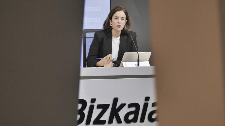 Itxaso Berrojalbiz prentsaurrekoan