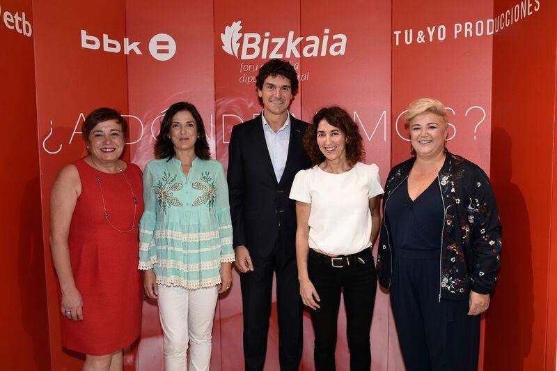 Isabel Sánchez Robles, Beatriz Artolazabal, Unai Rementeria, Marian Gerrikabeitia, Maite Peña