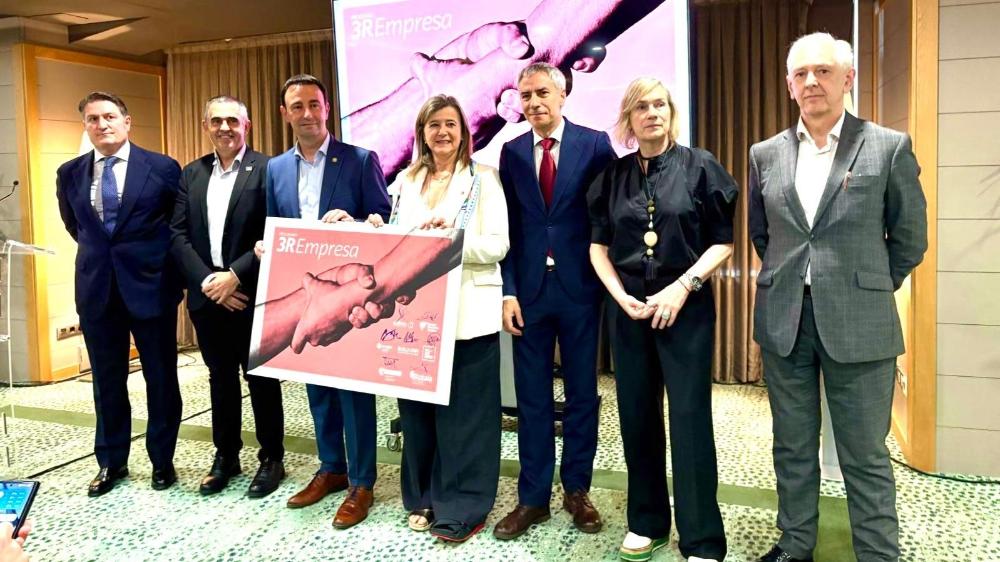 Alberto Marín, Jon Ander Egaña, Mikel Torres, Teresa Laespada, Asier Ochoa, Begoña San Miguel y Aitor Uriarte.