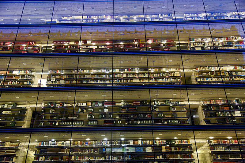 Foru Liburutegia
